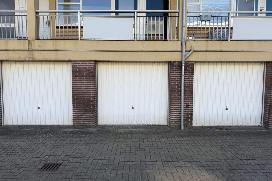 Garaje Karel Doormanlaan 4L, Hilversum - En Alquiler