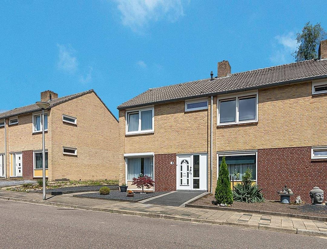 Halfvrijstaand Woonhuis Vredesstraat 136, Kerkrade - Te Huur