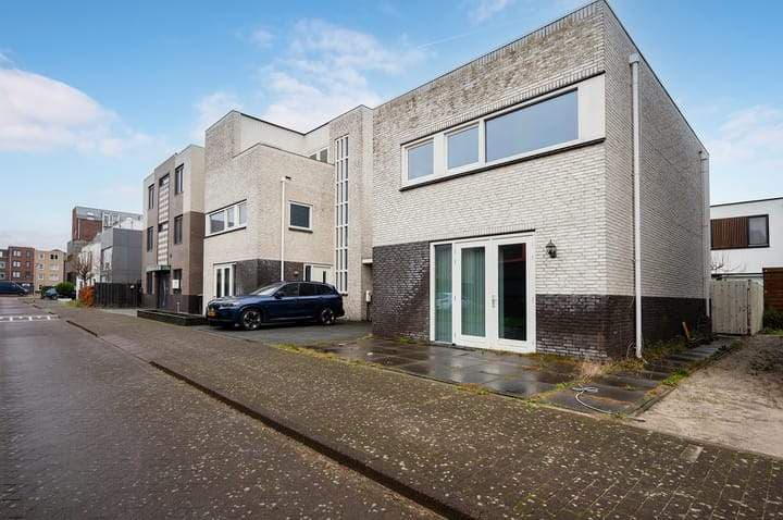 Helenusstraat 15, Almere - 4-slaapkamerhuis