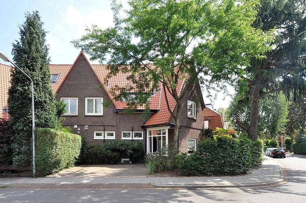 House Gabriël Metsulaan 1, Hilversum - For Rent