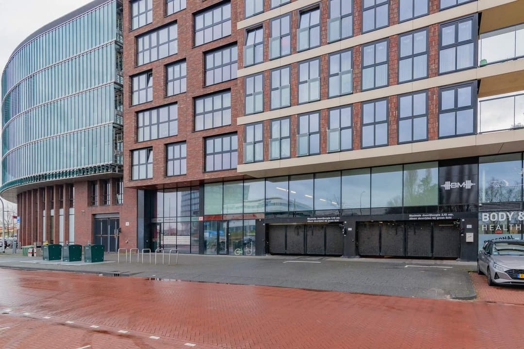Parkeerplaats NieuwBrigantijnlaan 211, Den Haag - Te Huur
