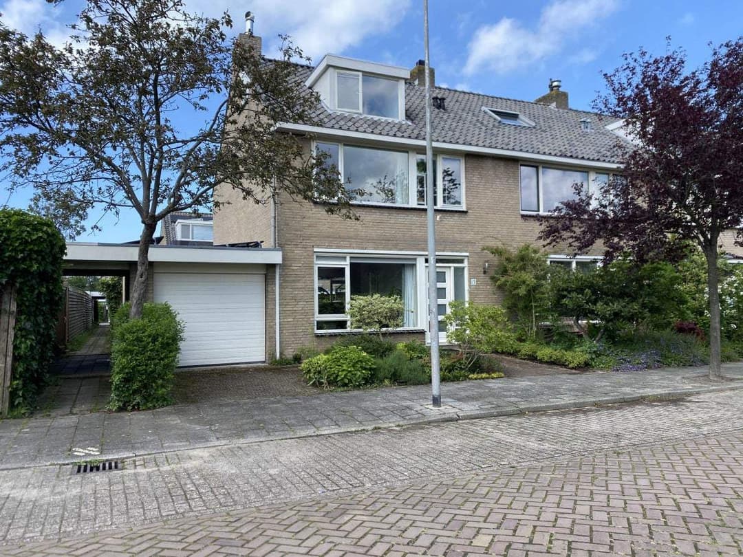 House Menso Kamerlingh Onneslaan, Oegstgeest - À Louer