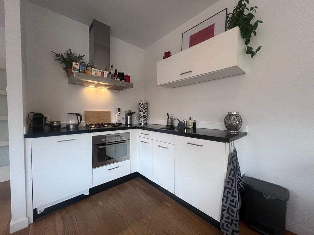 Flat Pieter Nieuwlandstraat 115 B, Utrecht - For Rent