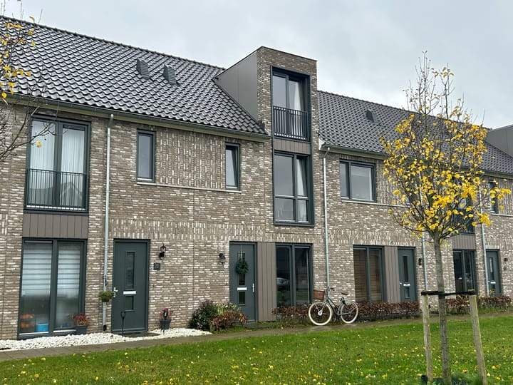 Stadion 285, 5346 KR Oss - For Rent