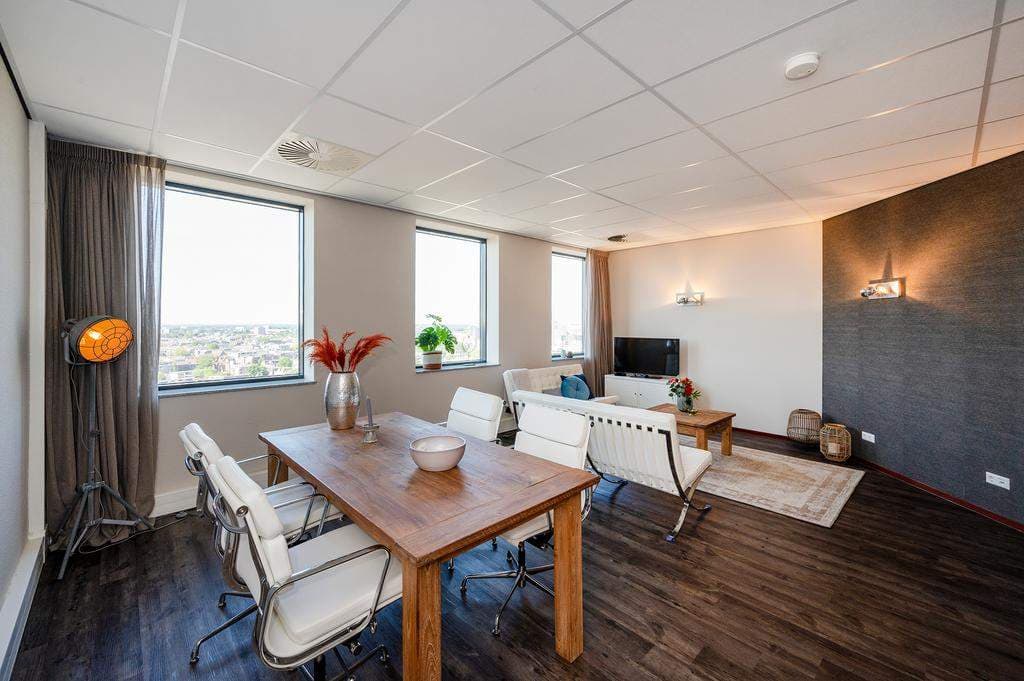 Flat Eschertoren, Leiden - For Rent