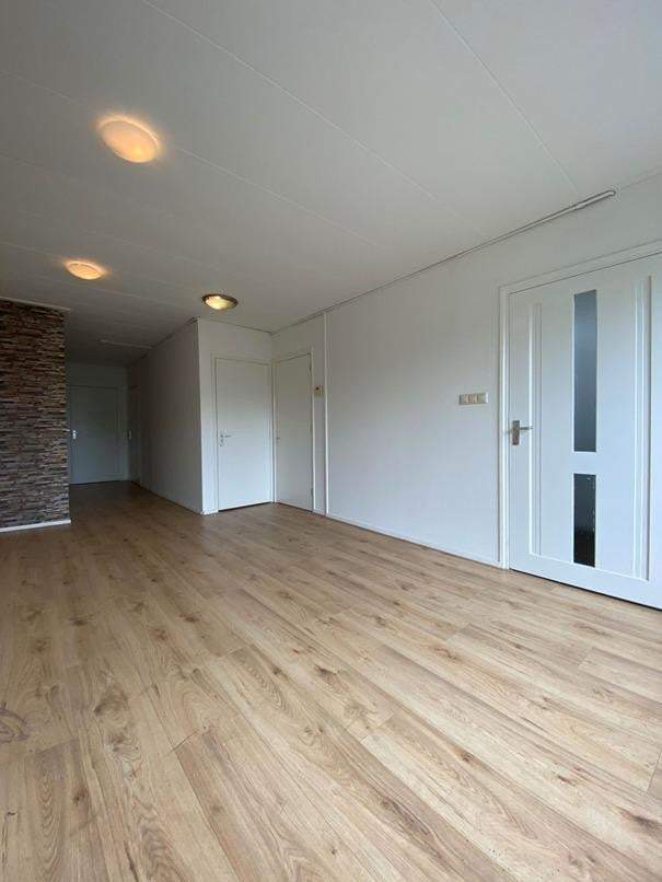 Kamer Herenwal 185, Heerenveen