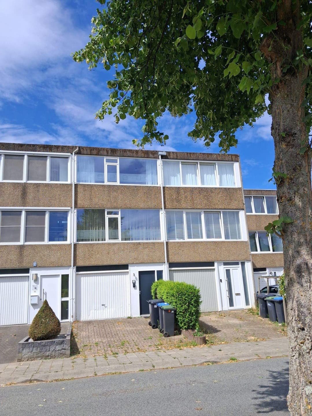 Drive-in house De Kommert, Heerlen (Welten-Dorp) - 3 Schlafzimmer