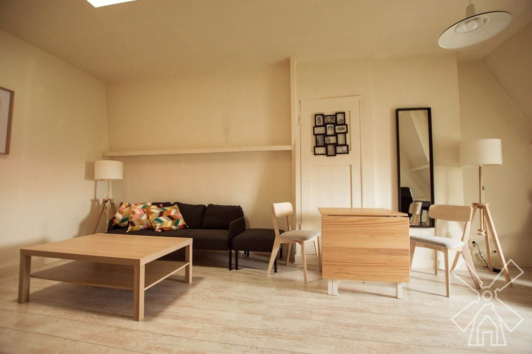 Gemeubileerde studio Valkenboslaan, Den Haag - Te huur