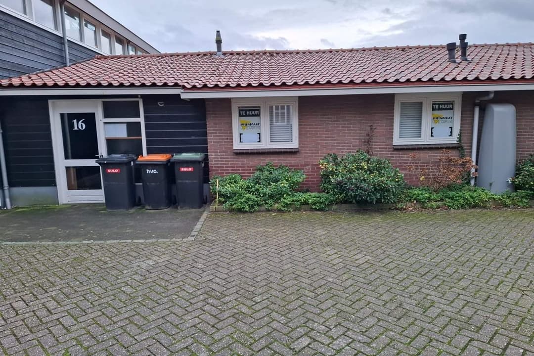 Espace de Pratique Annexe Logement Commercial Herenweg 16, Egmond-Binnen - À Louer
