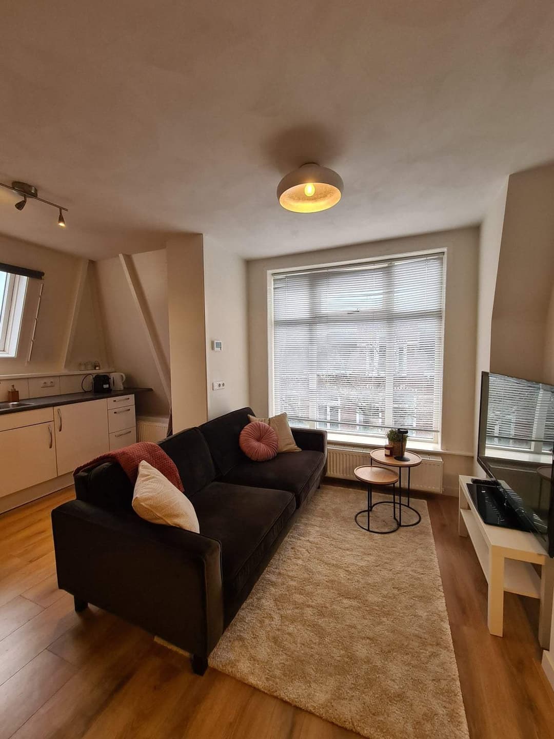 Flat Van Sijsenstraat, Groningen - For Rent