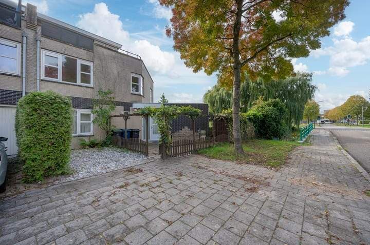 Annie M.G. Schmidtweg 207, Almere - For Rent