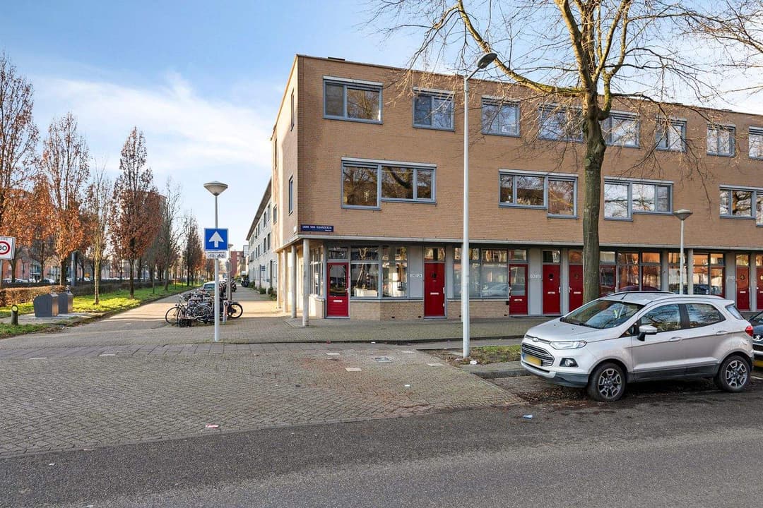 Laan van Vlaanderen 126, Amsterdam - Maisonette (3BR)