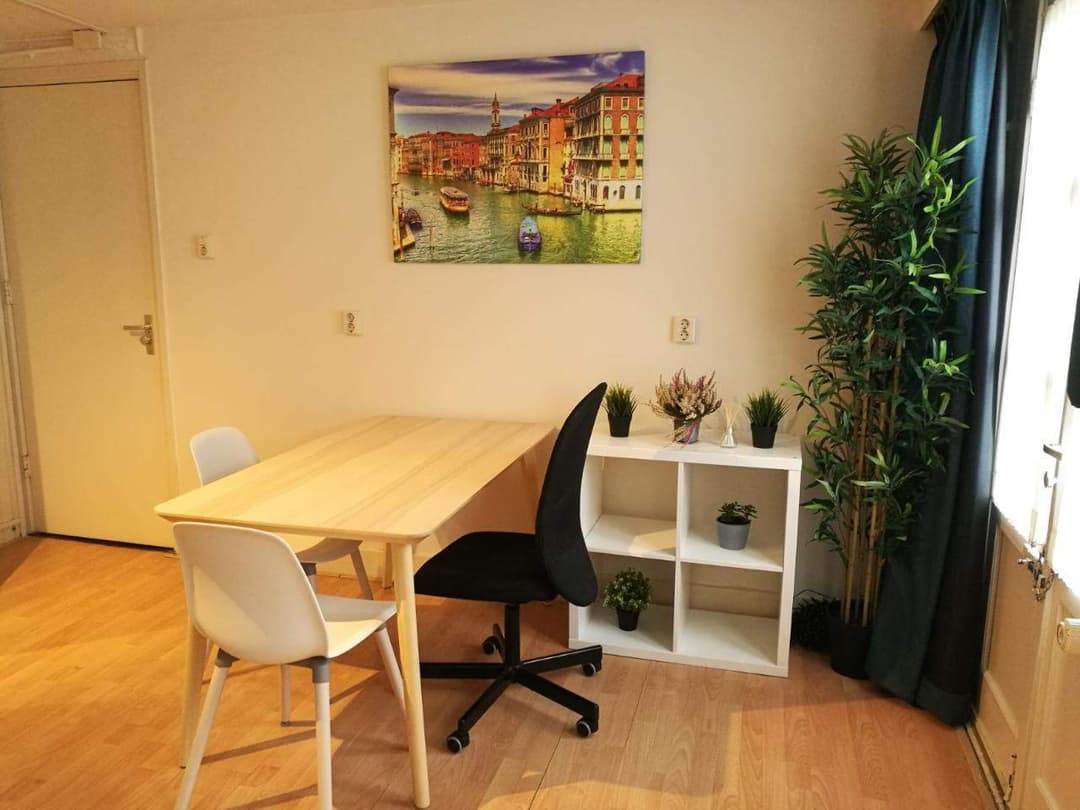 Gemeubileerde kamer Jacob Canisstraat, Nijmegen - Te huur