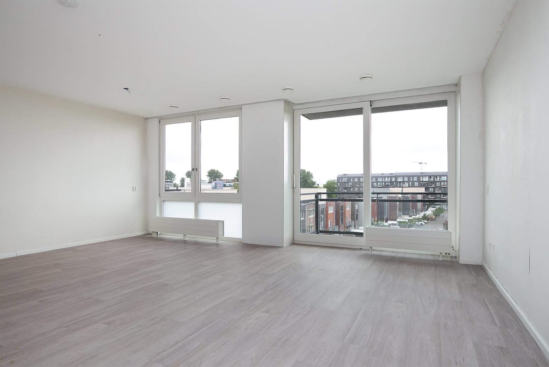 Appartement De Oeverlanden 131, Purmerend - Te Huur