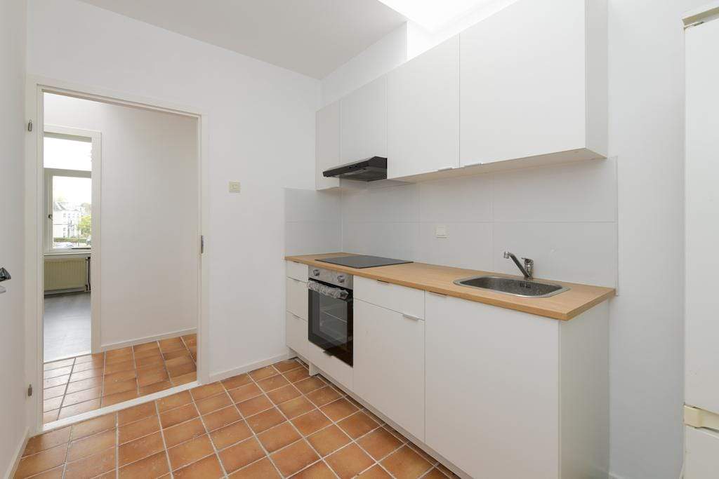Room Rental Burg Grothestraat 38, Soest - For Rent