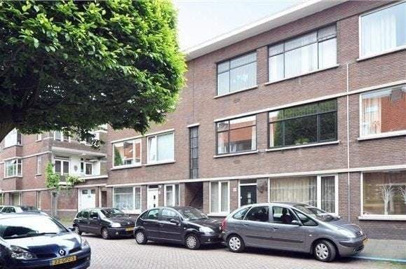 Studio Apartment Van Duvenvoordelaan, Voorburg - For Rent