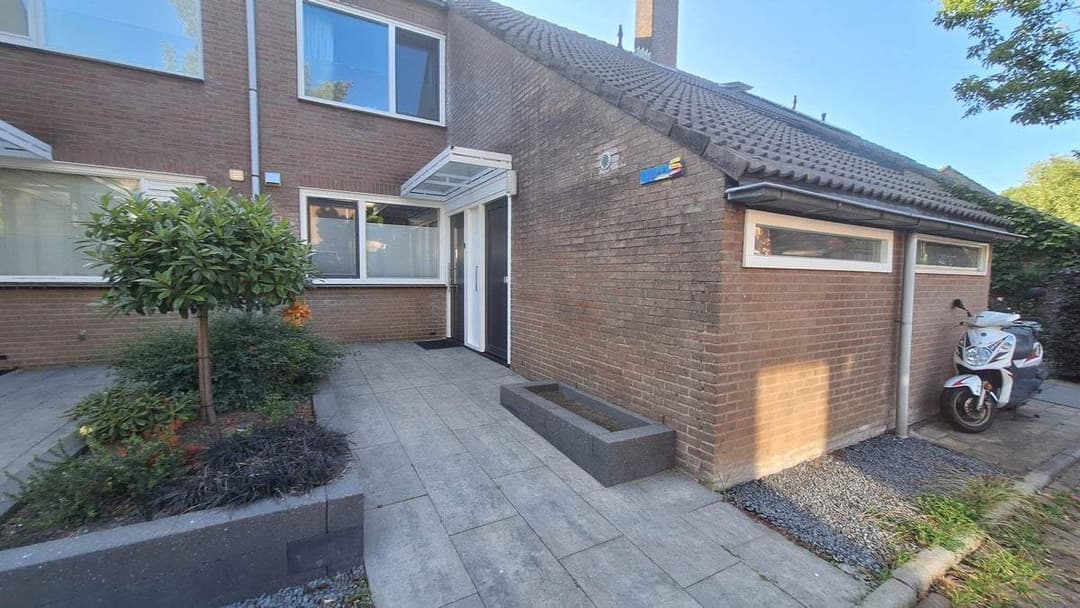 Casa Noten-bogerd, Hendrik-Ido-Ambacht - En alquiler