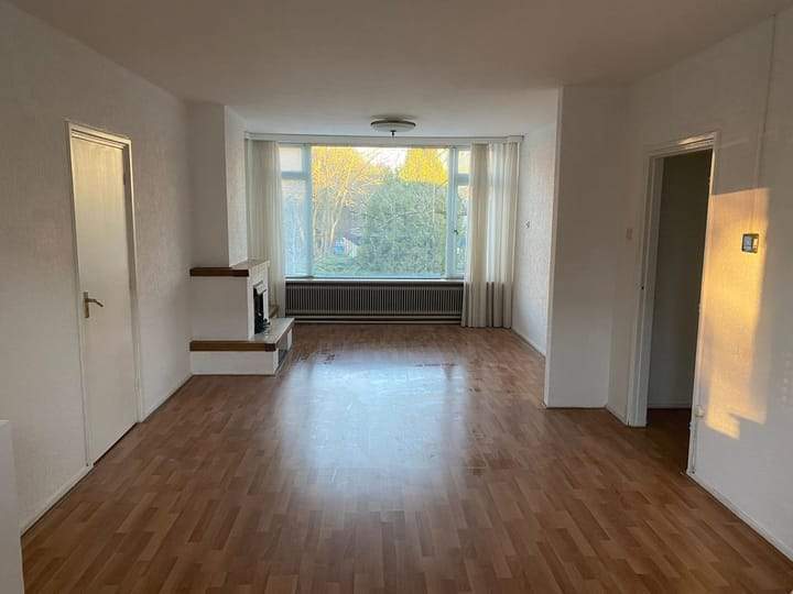Apartamento de 3 dormitorios en Haydnlaan, Groningen - Alquiler