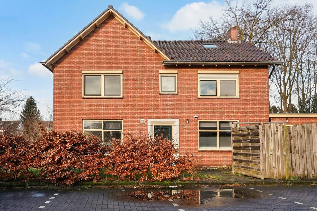 Casa de Dos Familias Burgemeester Rijpstrastr 247021 CR Zelhem - En Alquiler