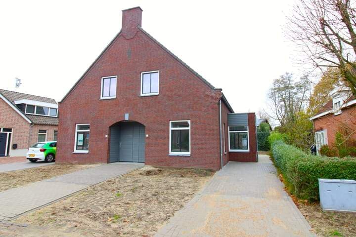 Twee-onder-een-kapwoning, Provincialeweg 2-G, Westerhoven - Te huur