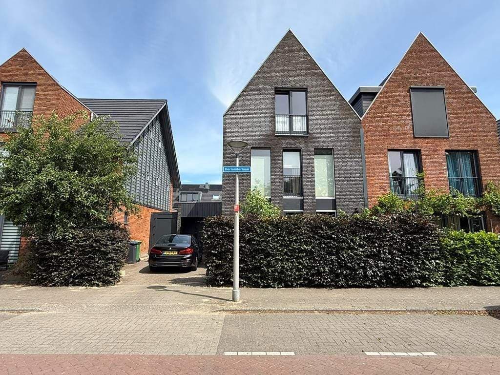 Family House Korianderlaan, Amstelveen - For Rent