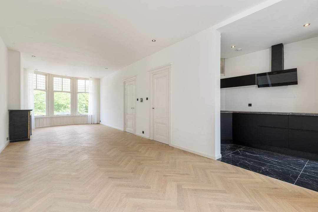 Apartment Saxen-Weimarlaan, Amsterdam - For Rent