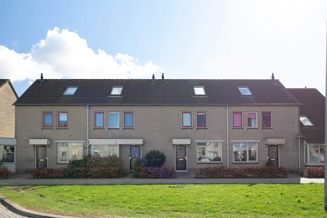 Lotusbloemweg 76, Almere - Einfamilienhaus