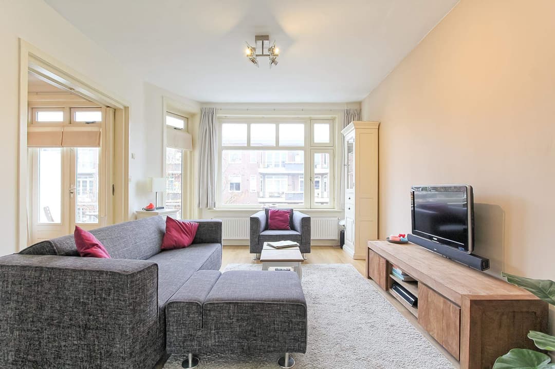 Gemeubileerd Appartement Baetostraat, Amsterdam - Te Huur