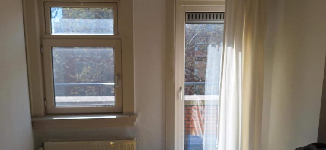 Gemeubileerde Kamer aan de Mathenesserdijk, Rotterdam - Te Huur