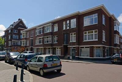 Notenplein 113, Den Haag — 2-slaapkamer portiekwoning met trap