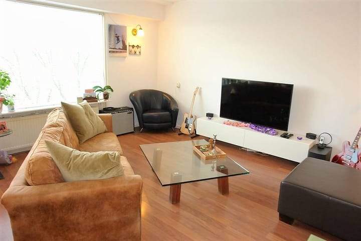 Kortgenestraat 105, Rotterdam - 3-room apartment Pendrecht