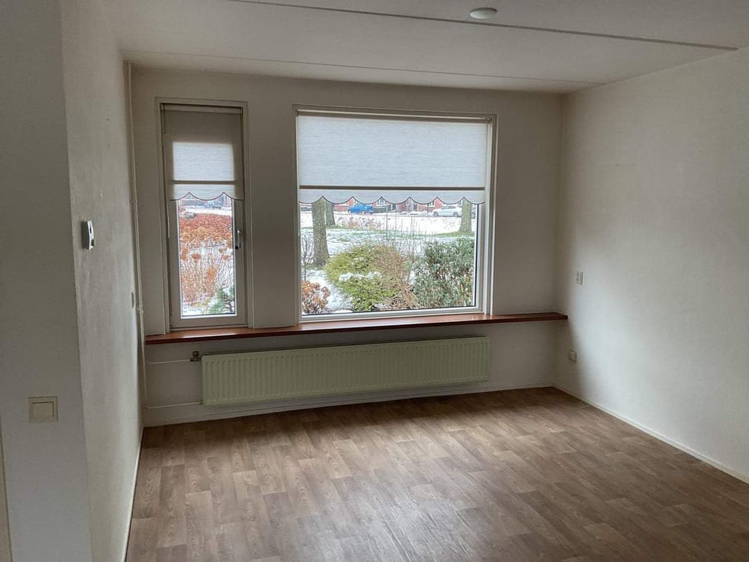 Rijtjeshuis Aak, Uithuizen - Te Huur