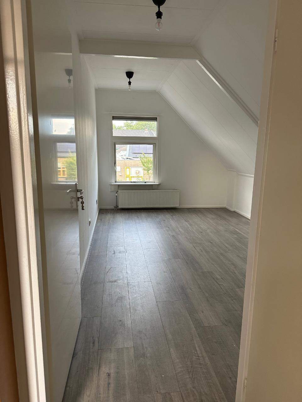 Kamer te Huur 1e Wormenseweg, Apeldoorn