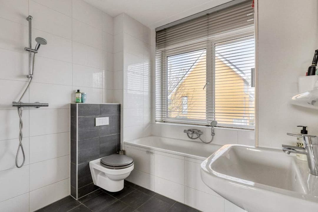 Terraced Family Home Annie M.G. Schmidtstraat, Utrecht - For Rent