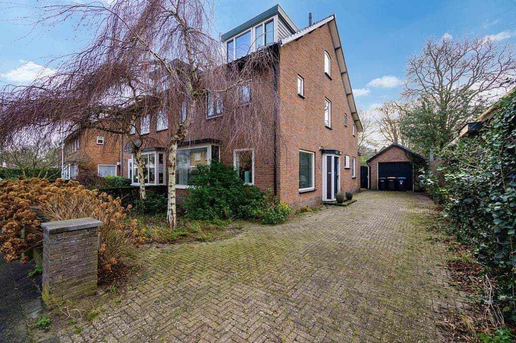 Maison Dr. Kuyperlaan, Velsen-Zuid - À Louer