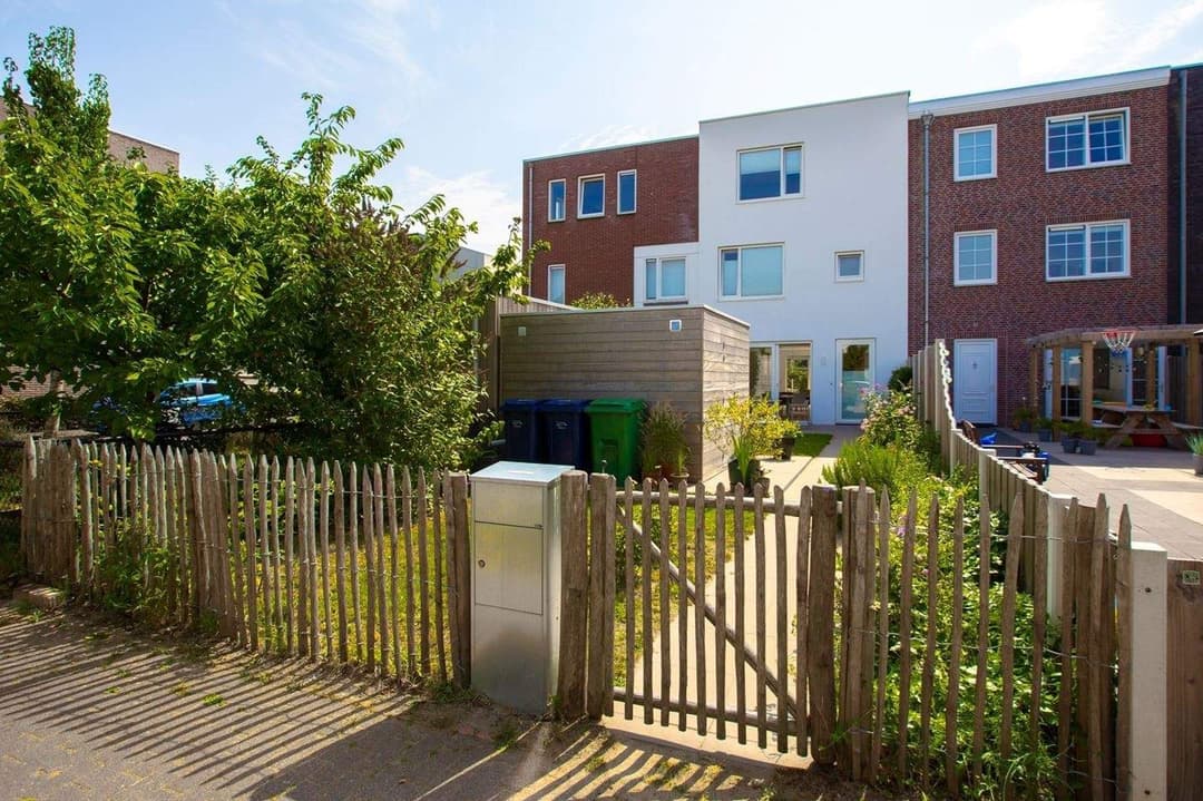 Casa Fortunastraat, Almere - En Alquiler