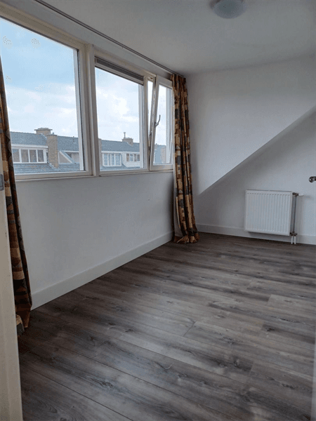 Apartment Bragastraat, Den Haag - For Rent