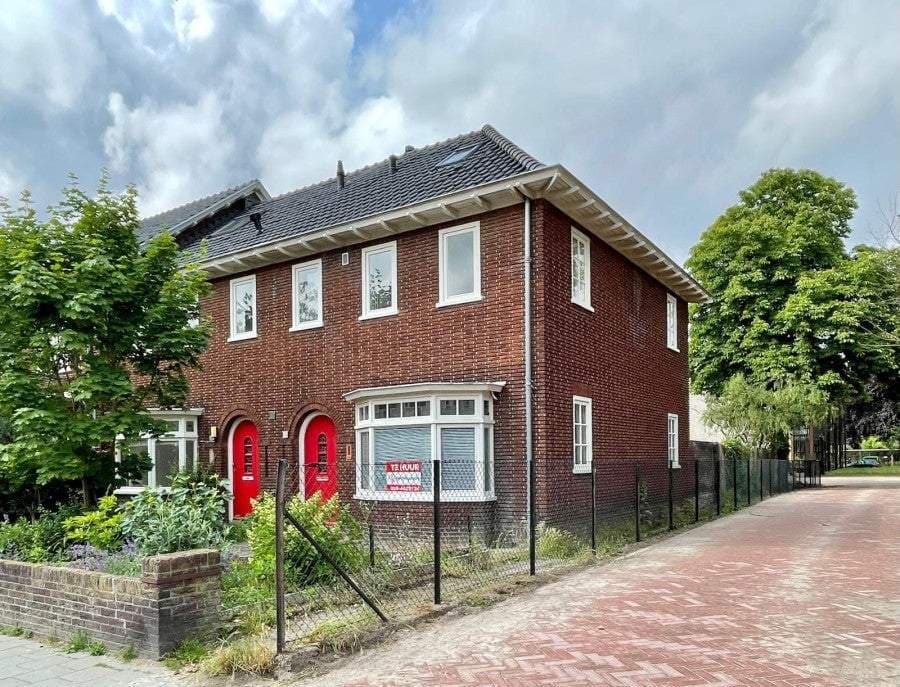 House Bachstraat, Nijmegen - For Rent