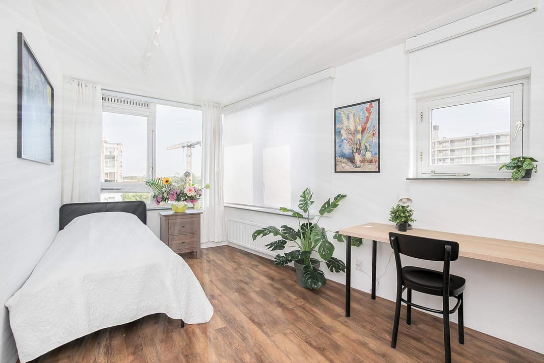 Furnished Room at Prinsenlaan, Rotterdam - For Rent