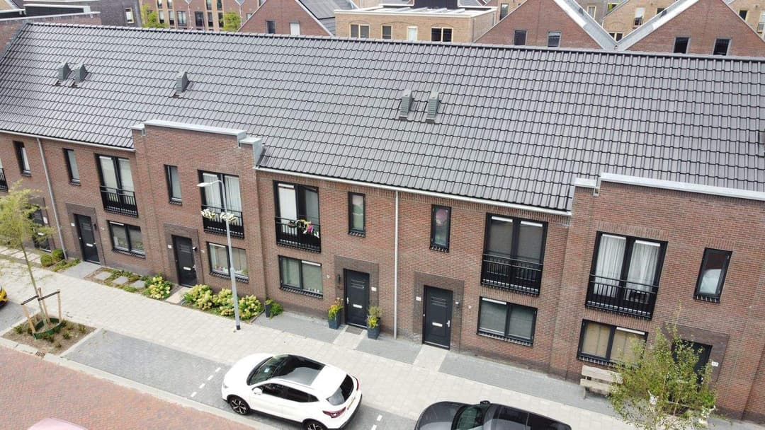 Industriestraat 93, Noord-Scharwoude - Casa familiar en alquiler