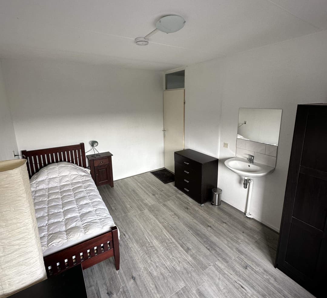 Chambre Meublée H.B. Blijdensteinlaan, Enschede