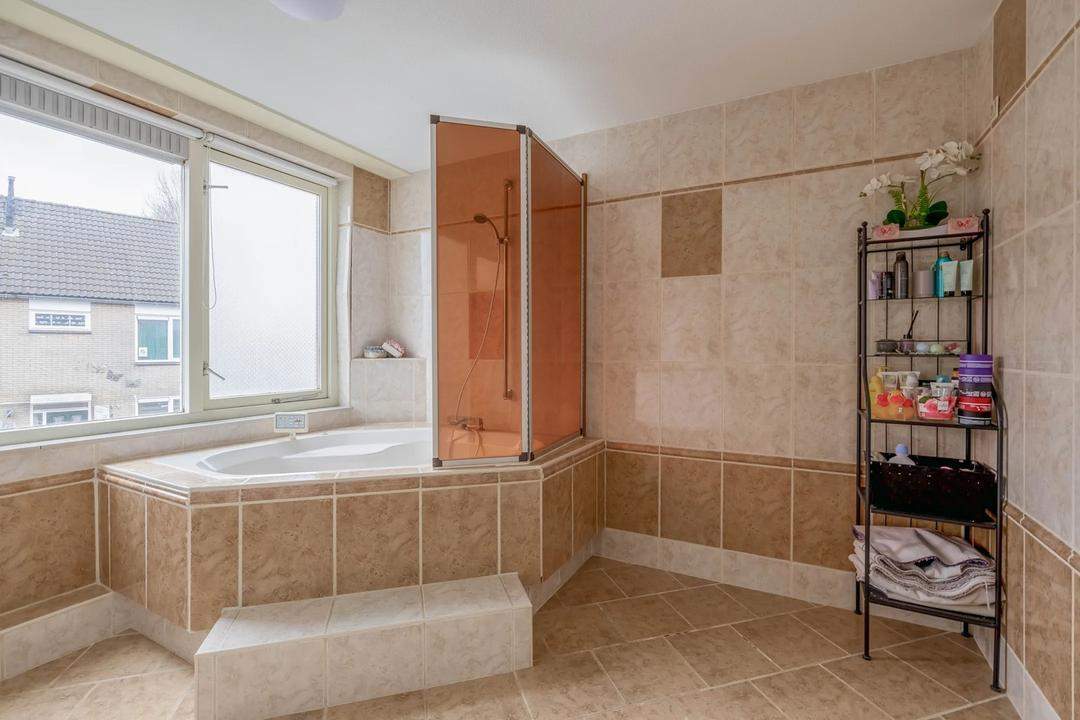 Kamer te huur in Mahoniestraat, Rotterdam