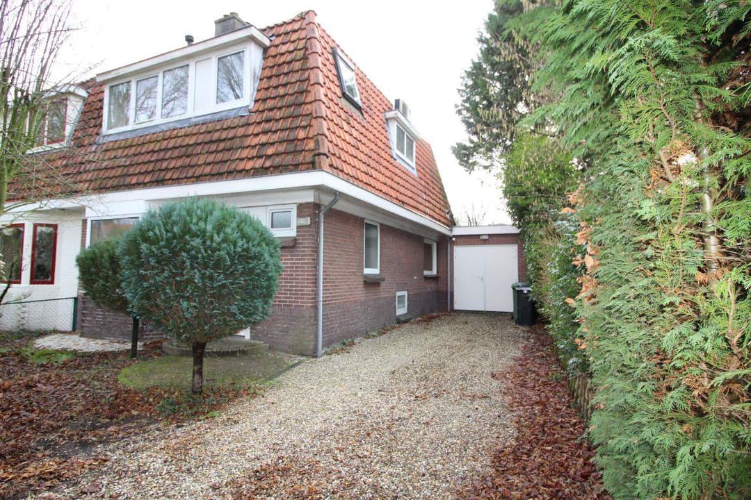 Semi-detached House Koppellaan, Bilthoven - For Rent