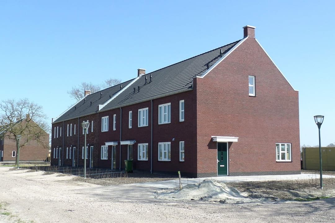 Dobbe 4, Leek - Familienhaus