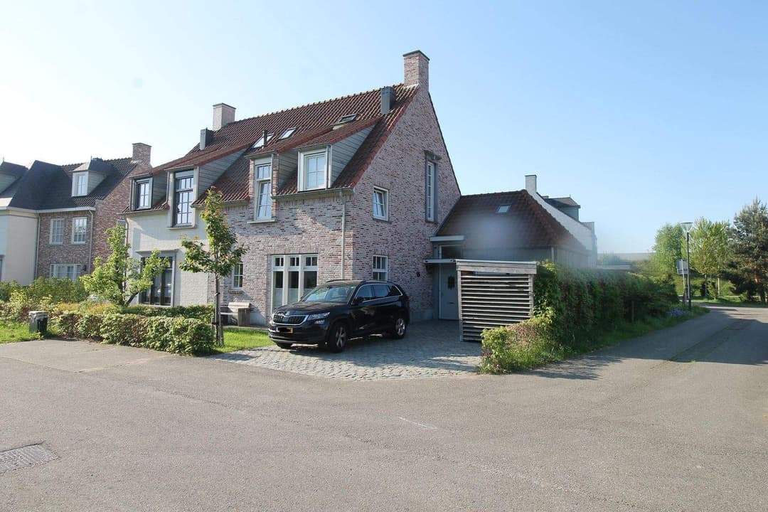 Maison Familiale Waterjuffer, Dorst - À Louer