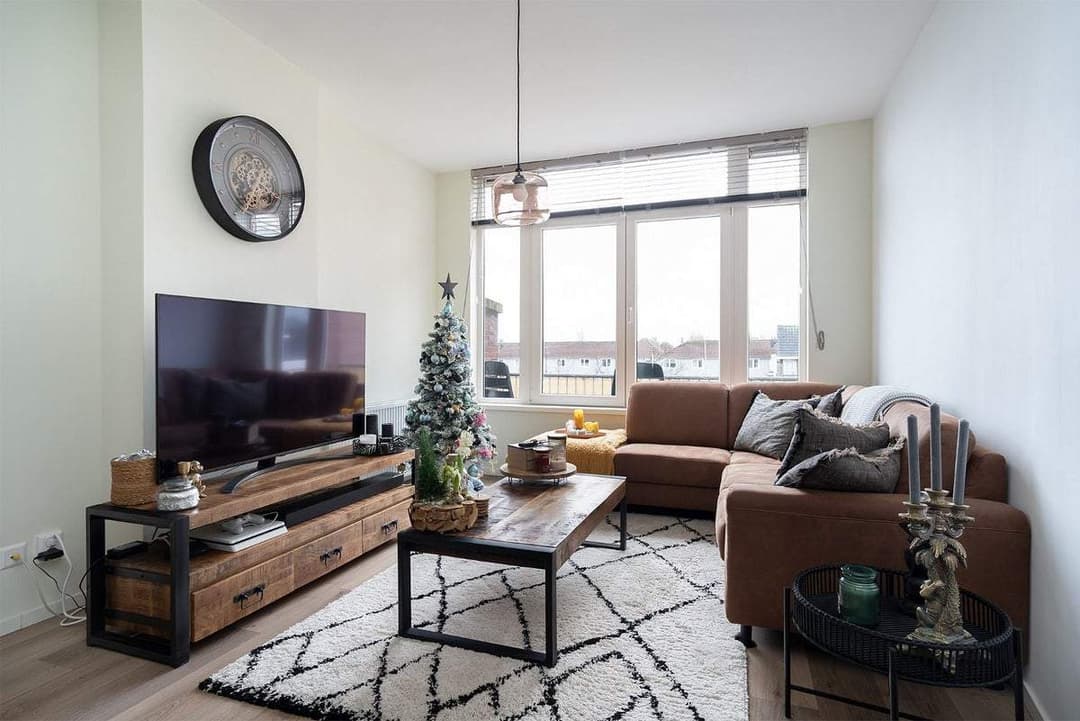 Flat Professor Kamerlingh Onneslaan 143 B 1, Schiedam - Te Huur
