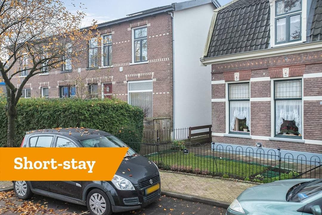 Haus Violenstraat, Hilversum - Möbliertes Endhaus