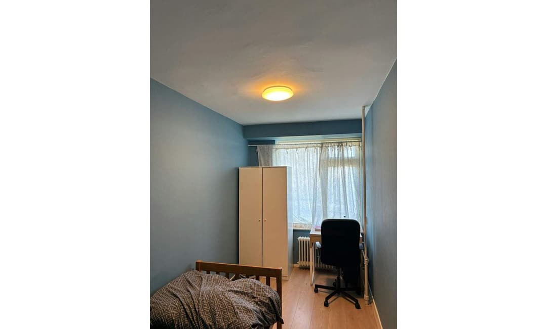 Kamer in Zwedenburg, Den Haag - Te Huur