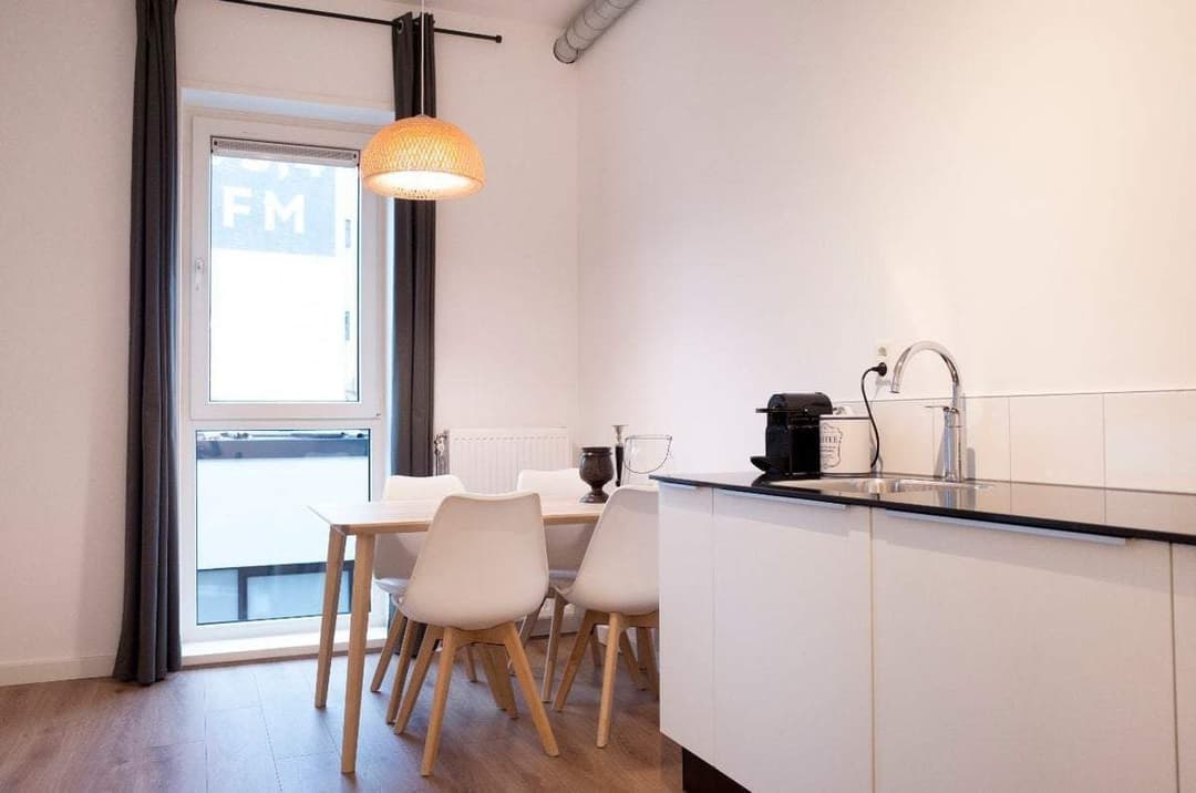 Flat Nieuwe Binnenweg, Rotterdam - For Rent