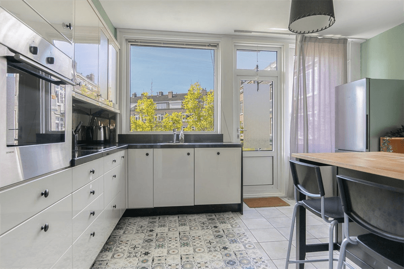 Wohnung Statenweg, Blijdorp Rotterdam - Möbliert 4-Zimmer-Wohnung (120 m²)